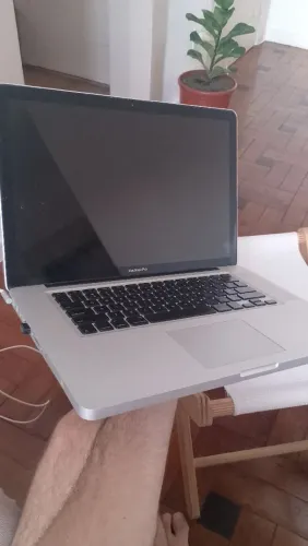 macbook pro 15 2009
