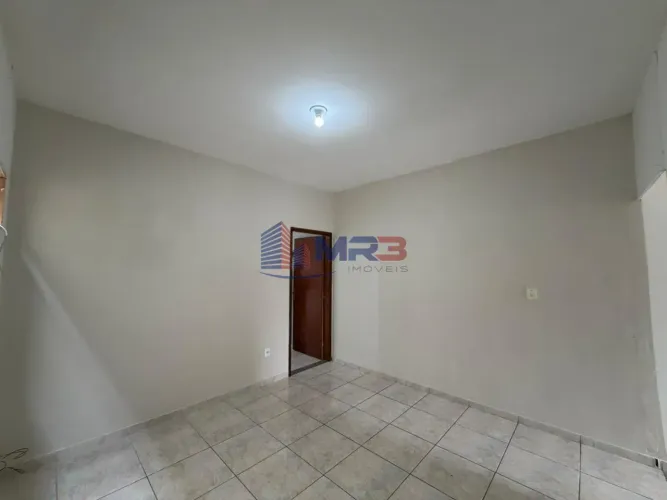Casa para locação com 1 quarto e varanda em condomínio em Taquara