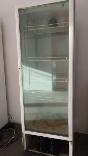 Cervejeira porta de vidro