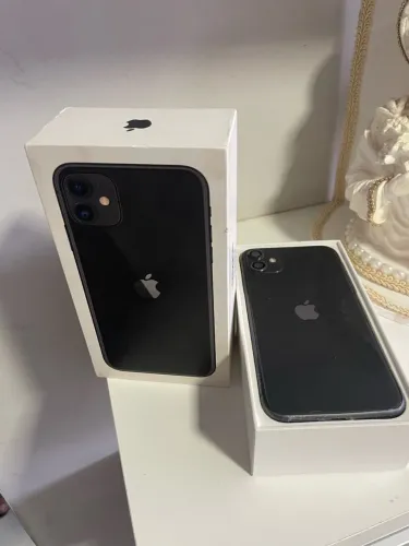 iphone 11 semi novo na caixa