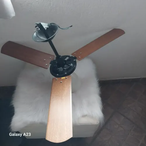 Ventilador de Teto Ventidelta 24 XG 110V usado não tem a tomada funcionando
