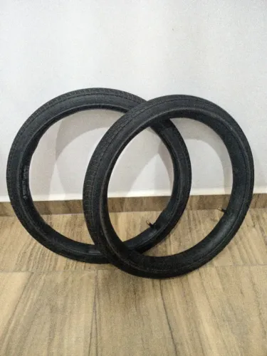 Par de pneus seminovos Kenda Kontact aro 20 + par de câmera kenda