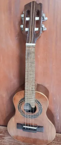 Cavaquinho Leite Luthier todo maciço