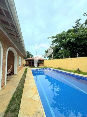 Casa térrea com piscina, 4 dormitórios, Enseada, Guarujá