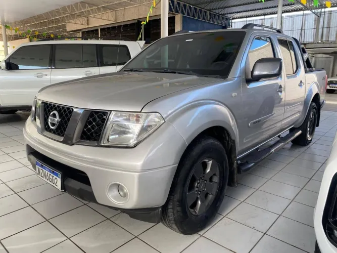 Nissan Frontier XE CD 4X4 2.5 TB Diesel 2012