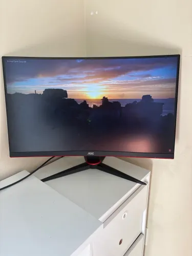 Monitor Gamer AOC Legend 27 Curvo, FHD, 0.5ms