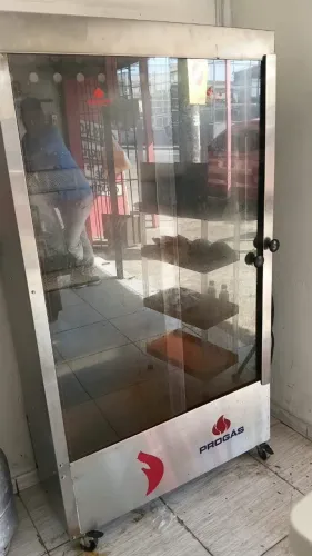 MAQUINA DE ASSAR FRANGO