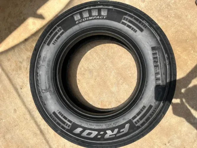 Pneu Pirelli FR:01 Ecoimpact 235/75 R17.5