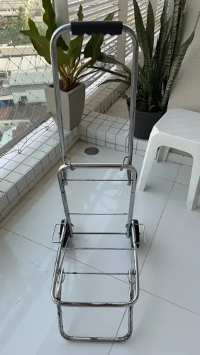 Carrinho de Carga Dobrável Cromado com Rodas