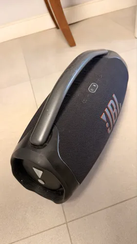 Caixa de som JBl bombox 3 preta