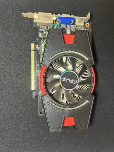 Placa de vídeo gtx 650 1gb (com defeito)