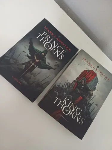 Livros Prince e Kings of Torns