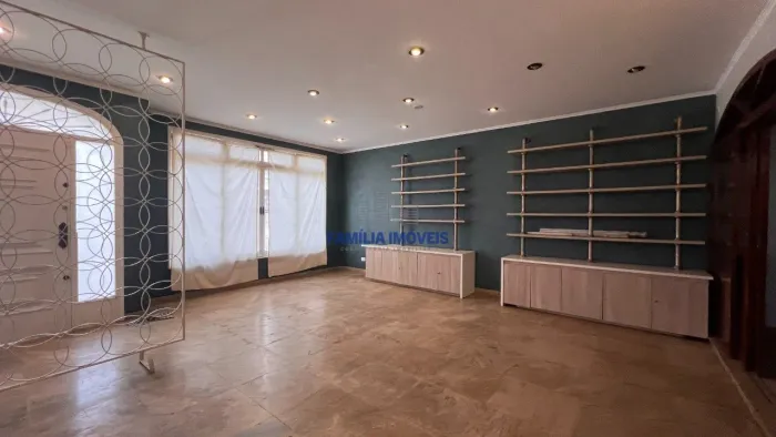 Casa comercial para alugar 4 quartos churrasqueira Gonzaga Santos SP