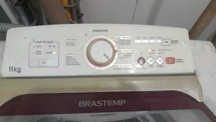 Vendo máquina de lavar roupas 