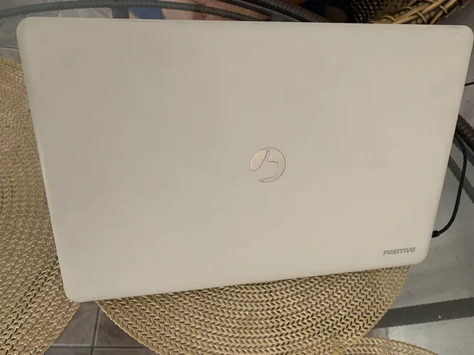 Notebook com defeito 