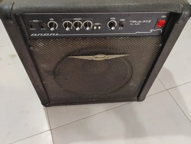 Cubo amplificador para contra baixo 80w oneal OCB 312