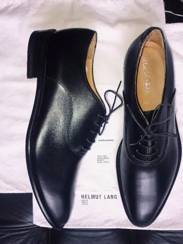 sapato social masc couro preto Helmut Lang (Grupo Prada) tam. 8½ (42) novo
