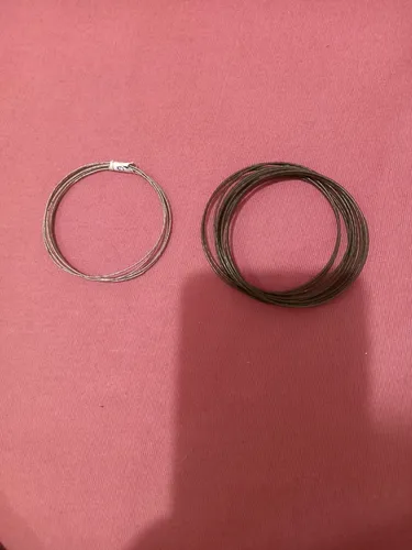 Pulseira prata e dourada e colar do Fluminense 10,00