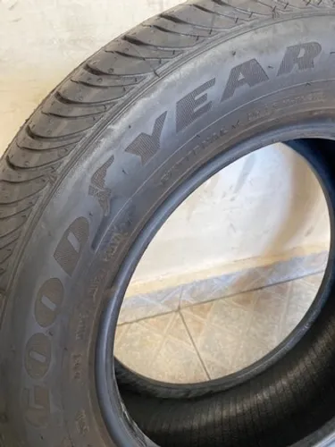 Pneu 205/60/15 Goodyear Efficientgrip novo unidade valor mínimo 