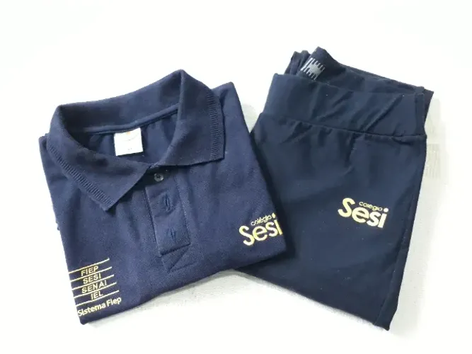 Oportunidade! Uniforme Colégio Sesi: Camisa Polo, Calça Legging