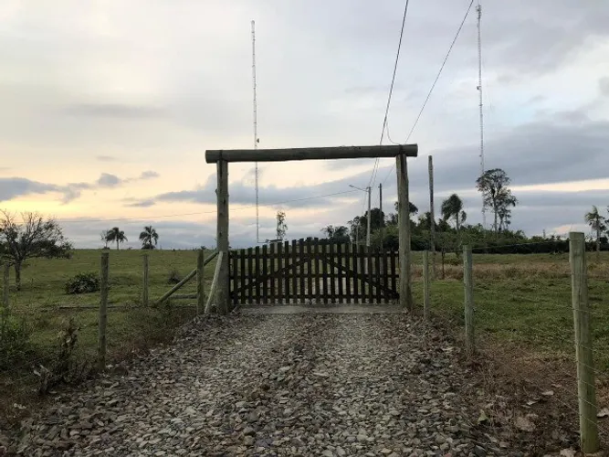 Sitio com 4Hectares e Poço Artesiano