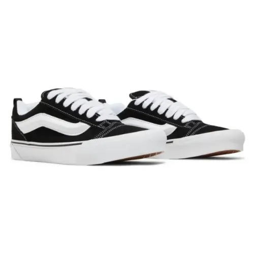 Tejnis Vans Knu preto Versartil