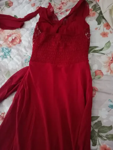 Vestido bordô/ massala