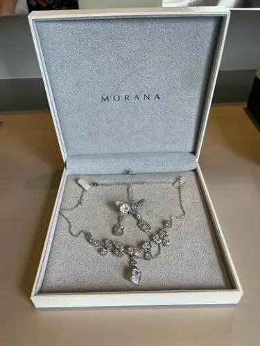 Conjunto de colar e brinco