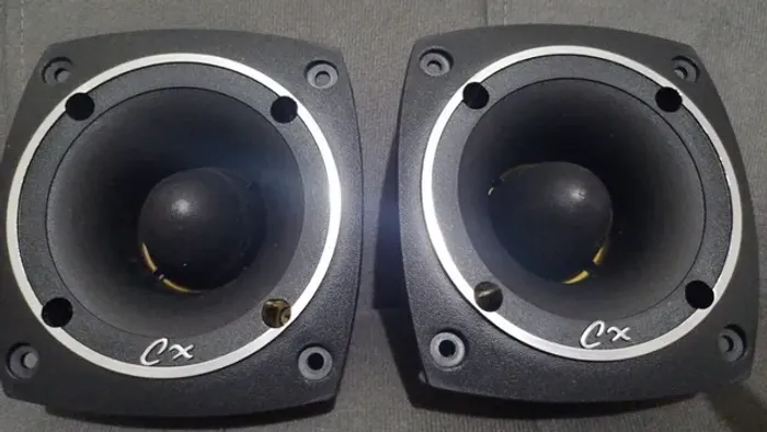 Par de Tuiter Tweeter 150w RMS cada