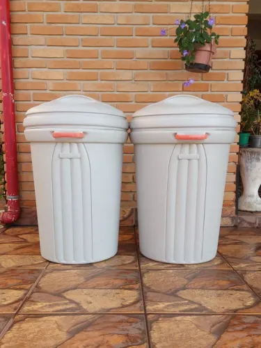 Cesto para Lixo com Tampa e Alças - 140L SANREMO