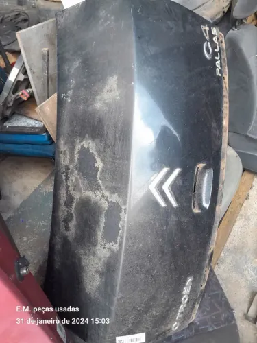Tampa traseira Citroen C4 pallas