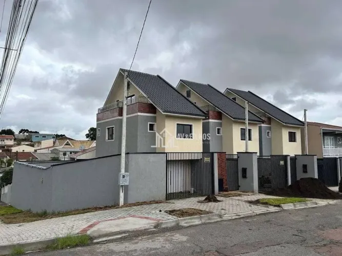 Sobrado Residencial à venda, Xaxim, Curitiba - SO0093.