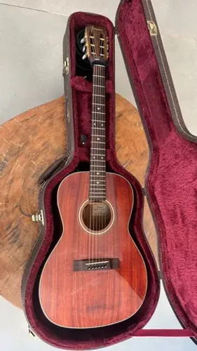 Takamine Japonês PT 407