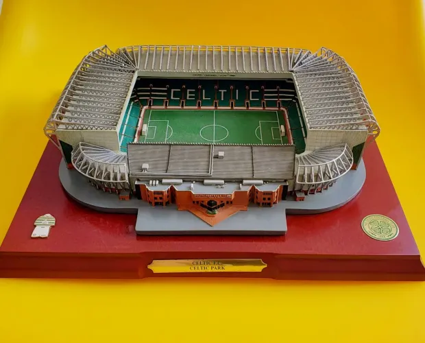 MINIATURA RÉPLICA OFICIAL ESTÁDIO DE FUTEBOL DO CELTIC F.C.