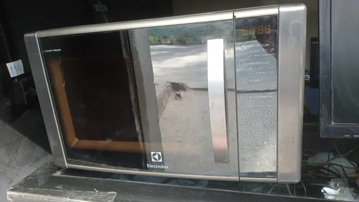Micro-ondas Electrolux com diversas funções!