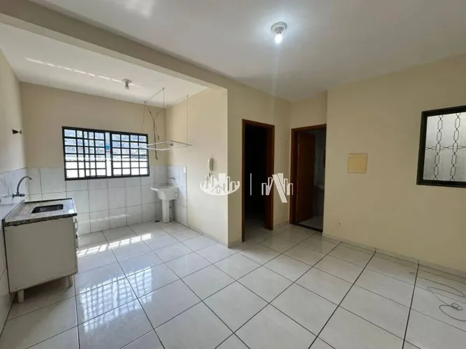Apartamento com 1 quarto para alugar, 43 m² por R$ 1.000/mês - Centro - Londrina/PR
