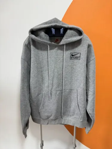 Blusa Stussy x Nike "NRG Grey"