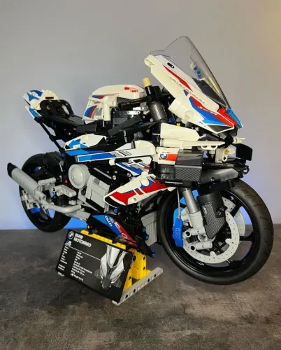 Blocos de montar BMW M 1000 RR sem caixa