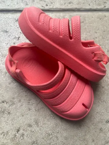 Crocks Havaianas usada, TAM 19/20