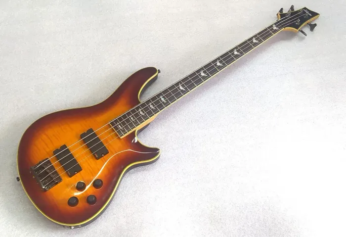 Baixo ativo schecter diamond series omen extreme 4