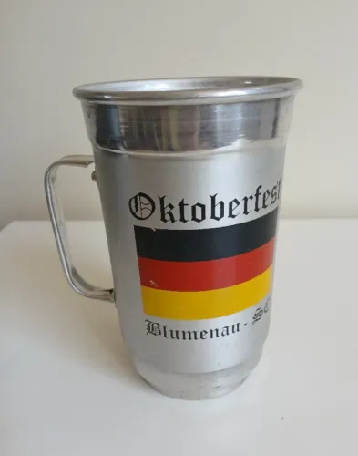 Caneca de Alumínio Oktoberfest Blumenau - SC Térmica - 500ml Alemã Germany