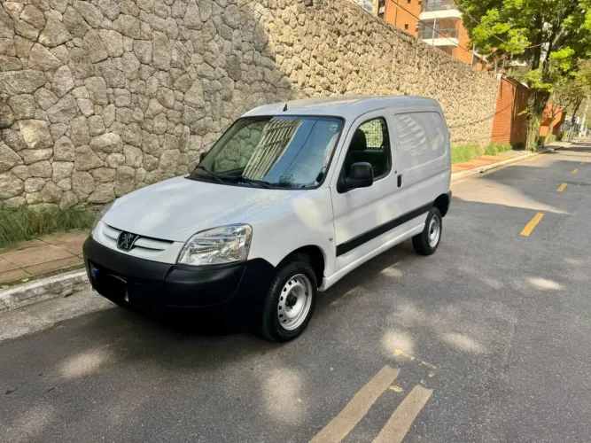 Peugeot Partner Furgão 1.6 16v/ 1.6 16V Flex 3P 2020