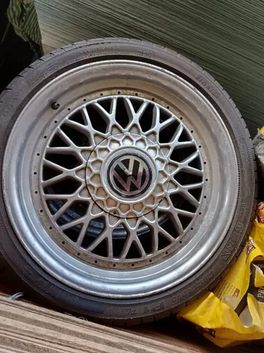 Rodas BBS aro 17 multifuro com Pneus Pirelli P 1