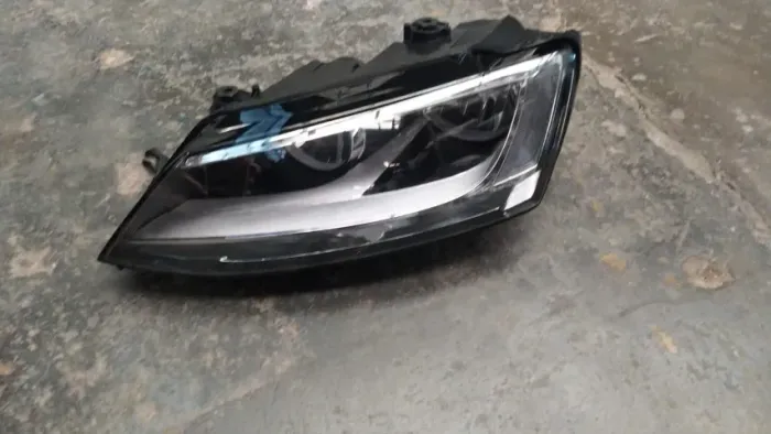 Farol Jetta 2011 2012 2013 2014