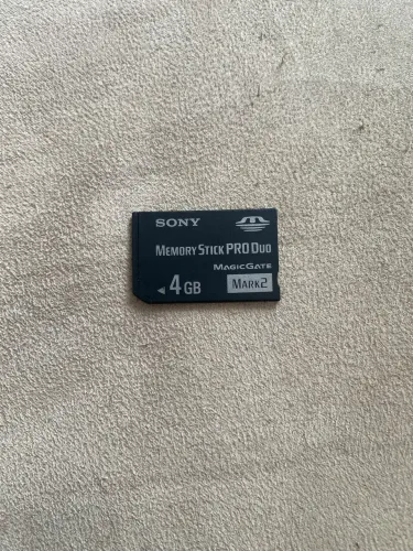 Cartão De Memória Memory Stick Pro Duo Para câmara digital e PSP