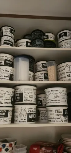 Potes e Mantimentos Tupperware Organização Cozinha