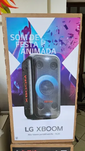 Caixa de Som Portátil LG Xboom Partybox XL5 com Bluetooth 200W Preto Lacrado