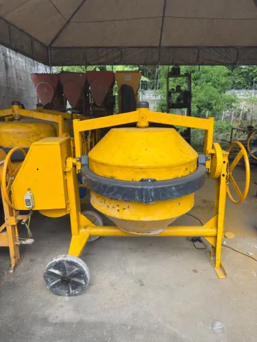 Betoneira cs400l 110/220v