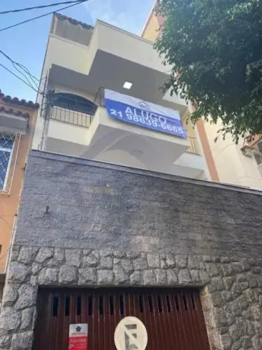 Alugo Casa de rua : Triplex / Residencial / comercial / Tijuca