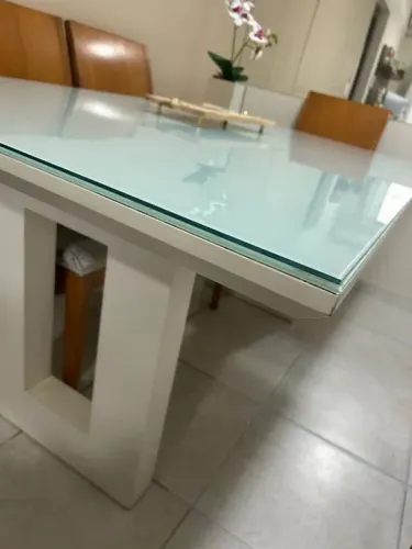 VENDO MESA DE VIDRO PARA 6 CADEIRAS EM EXCELENTE ESTADO